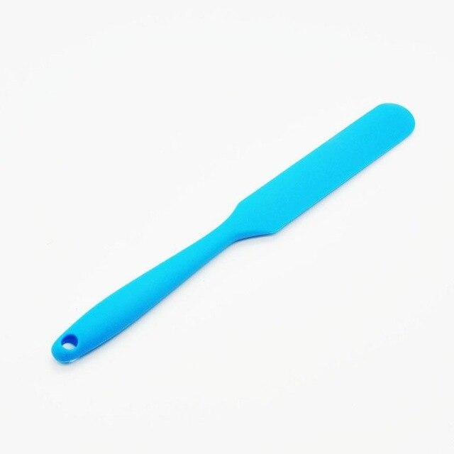 https://www.rosettascountrykitchen.com/cdn/shop/products/1-piece-long-handle-silicone-spatula-cake-cream-mixer-baking-batter-scraper-pastry-tools-kitchen-accessories-4_1024x1024@2x.jpg?v=1611524493