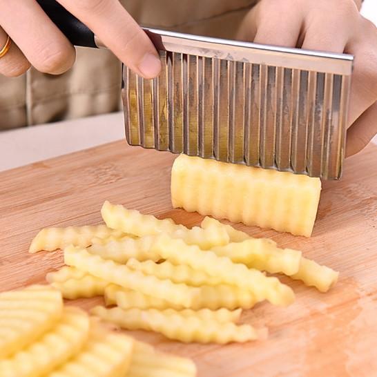 Wavy Edged Stainless Steel Vegetable Fruit Cutting Tool Crinkle French Fries Maker-Rosettas-Country-Kitchen